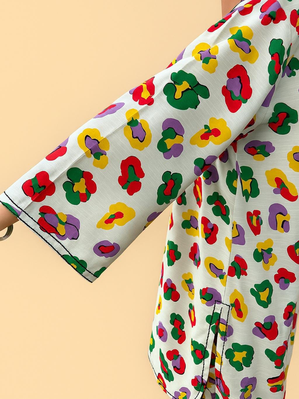 2Pc Stitched Bloom — White Floral Kurta & Trouser 2 2Pc Stitched Bloom — White Floral Kurta & Trouser - Image 2