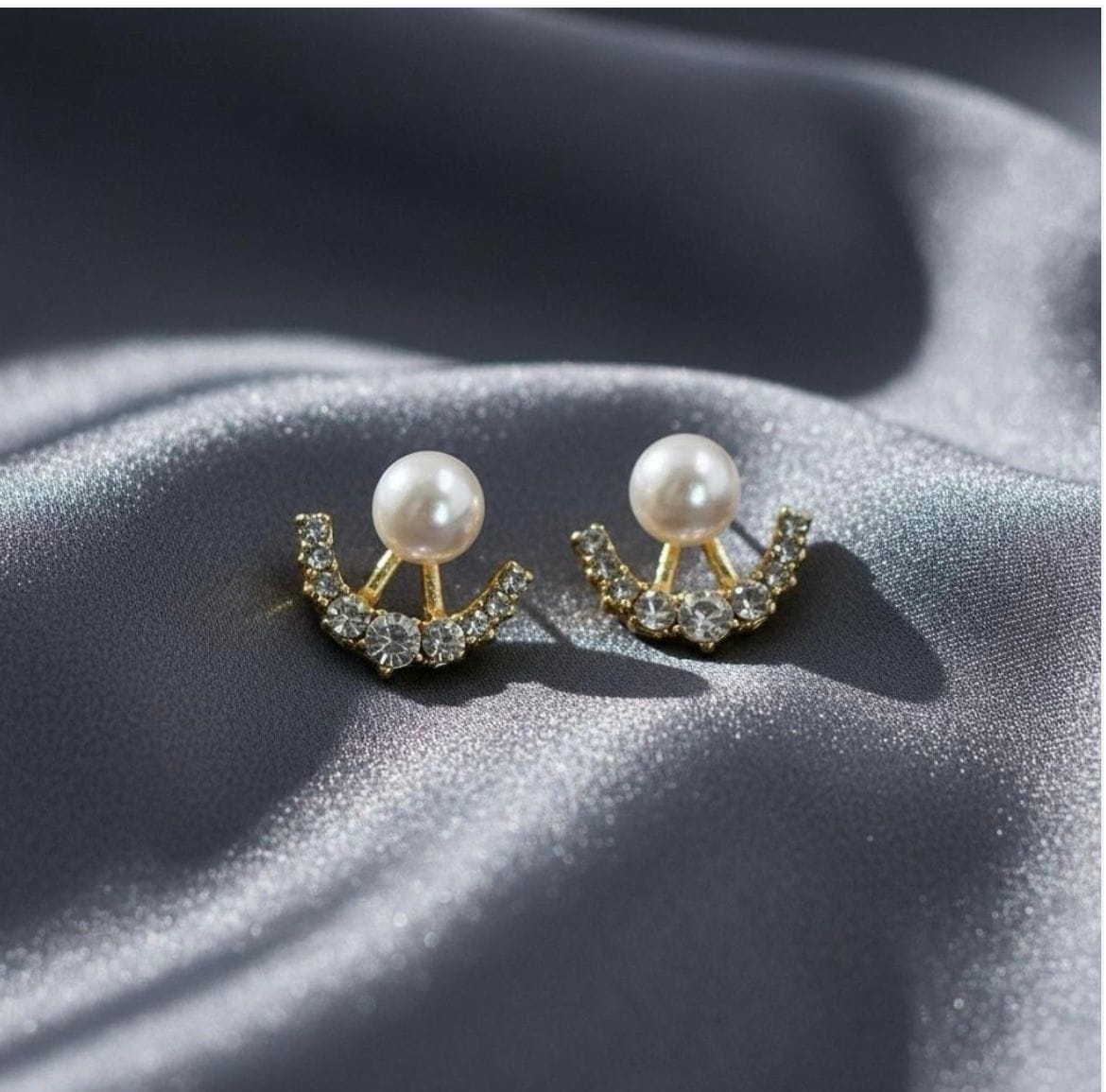 Round Pearl Stud Earrings 1 Round Pearl Earrings